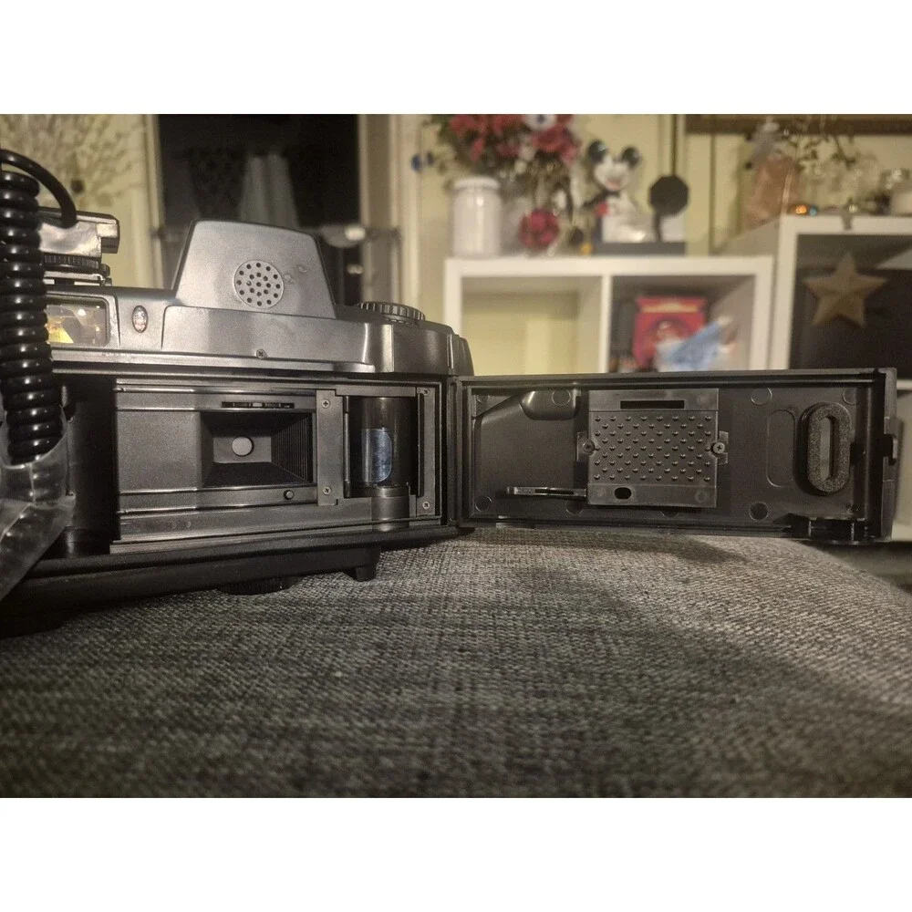 Canon Nokina NK-8080 Motor Drive Red Eye Reduction w/Bag Tested and Working.